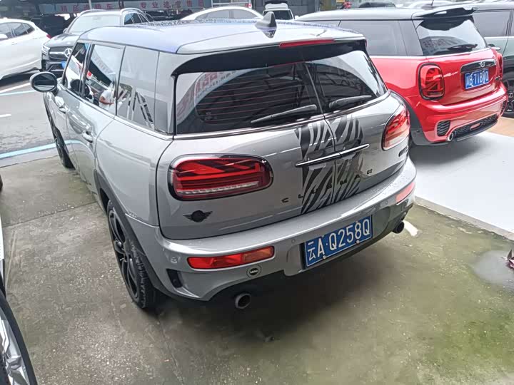 Фото 17 - Mini Clubman