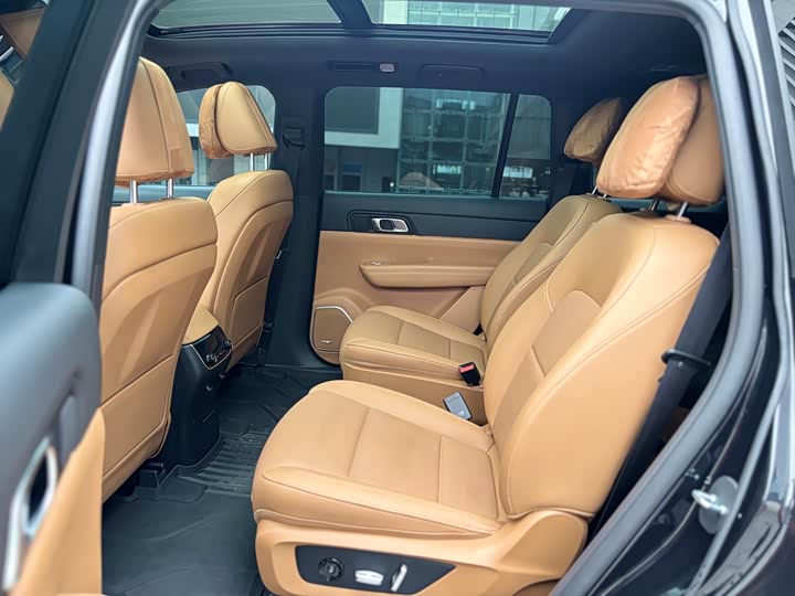 Фото 12 - LiXiang One