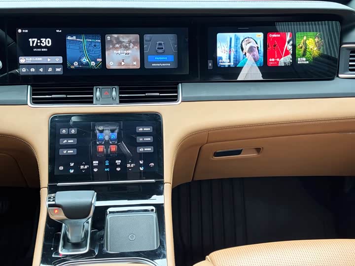 Фото 7 - LiXiang One