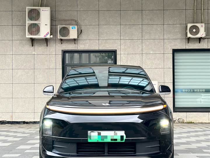 Фото 2 - LiXiang L6