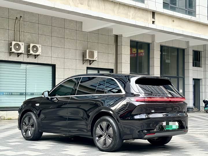 Фото 7 - LiXiang L6