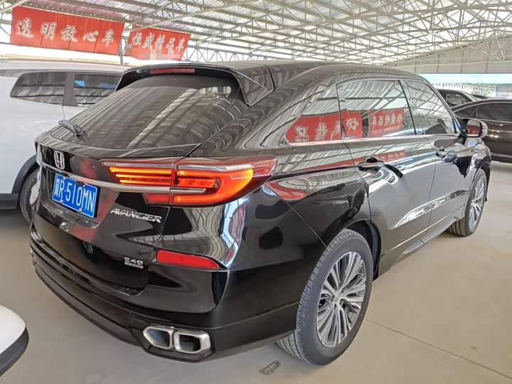 Фото 7 - Honda Avancier