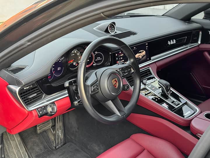 Фото 4 - Porsche Panamera