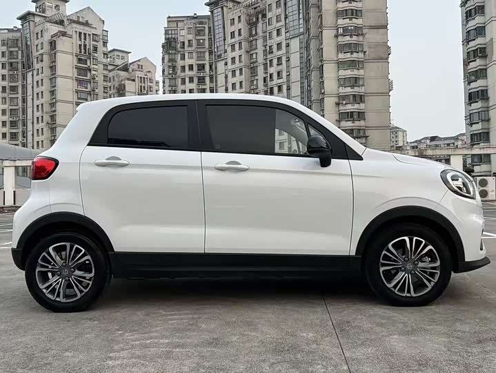 Фото 12 - Leapmotor T03