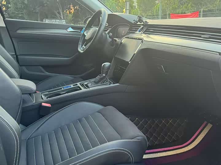 Фото 8 - Volkswagen Magotan