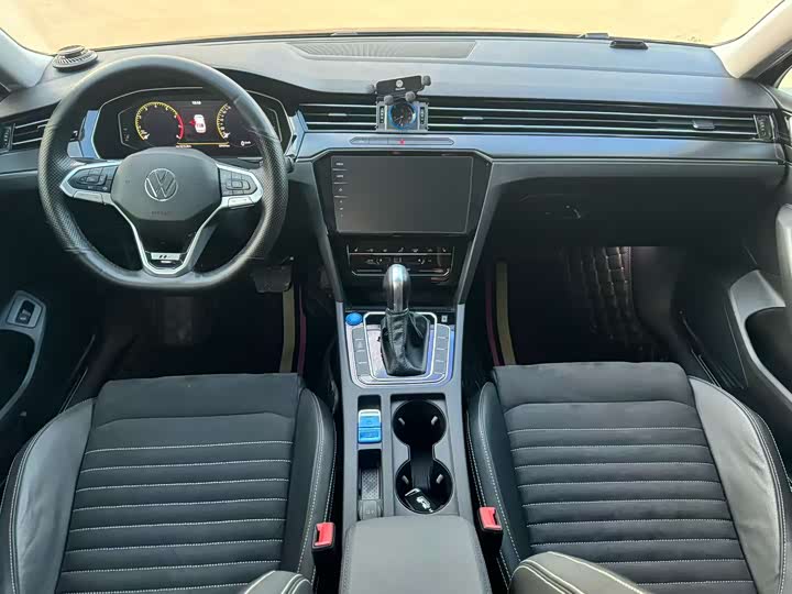 Фото 9 - Volkswagen Magotan