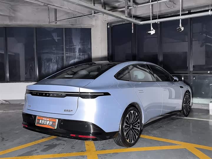 Фото 2 - Nissan N7