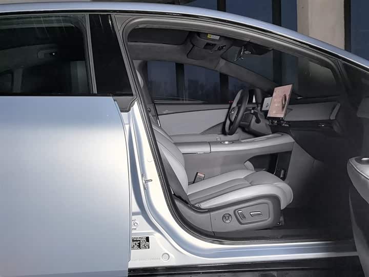 Фото 23 - Nissan N7