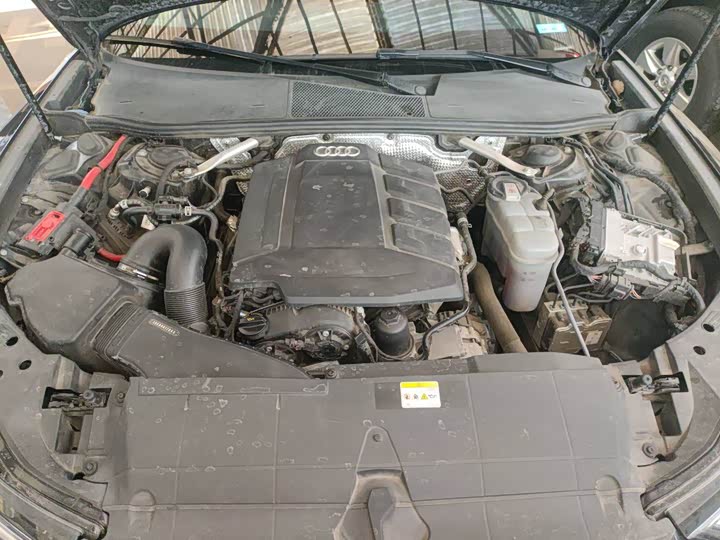 Фото 3 - Audi A6L