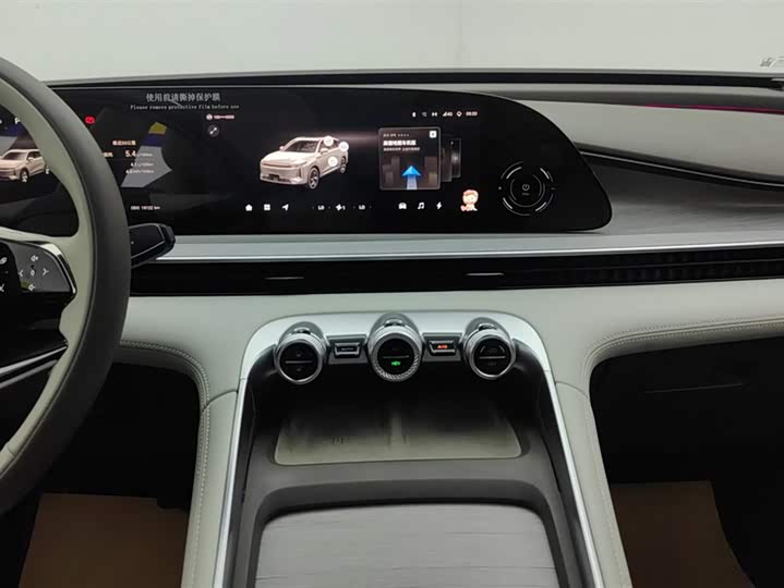 Фото 13 - Exeed RX C-DM Hybrid