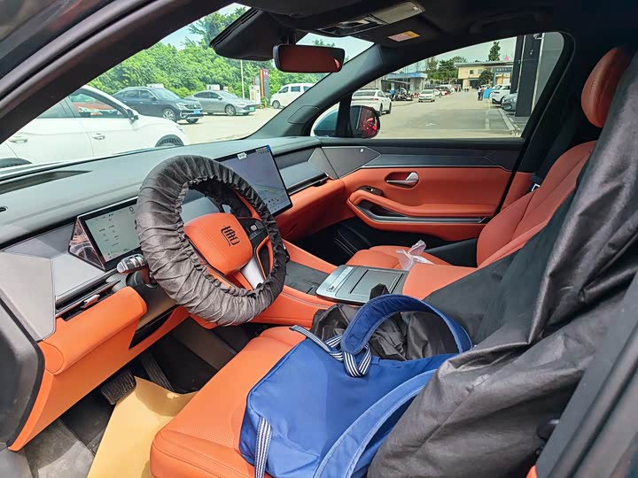 Фото 2 - BYD Tang L