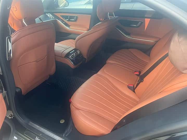 Фото 3 - Mercedes-Benz S-Class