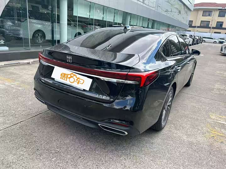 Фото 4 - Buick LaCrosse