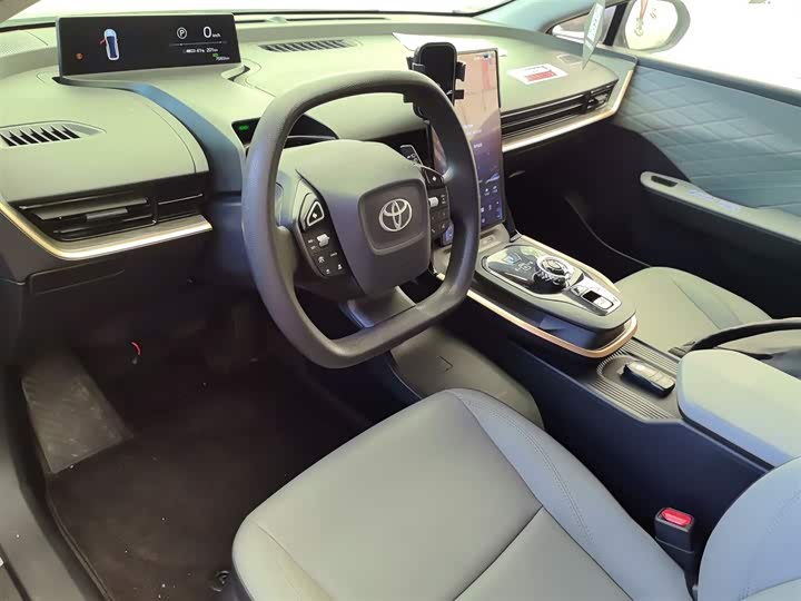 Фото 10 - Toyota bZ3