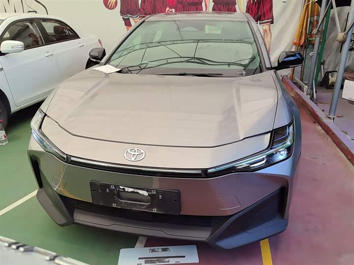 Фото 3 - Toyota bZ3