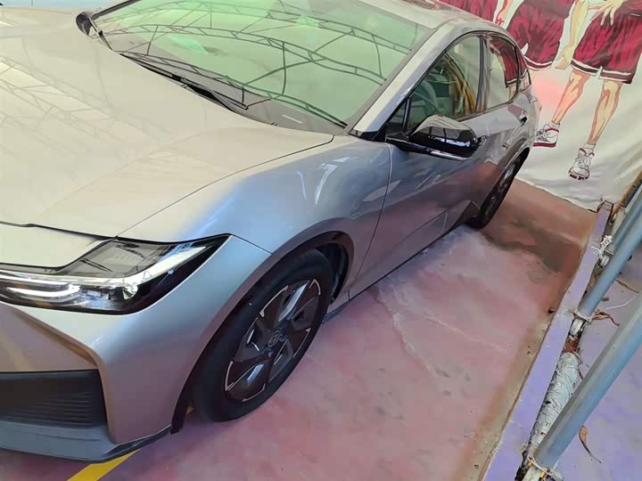 Фото 5 - Toyota bZ3