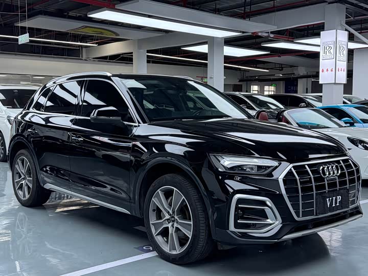 Фото 3 - Audi Q5L