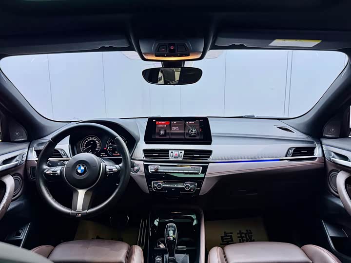 Фото 19 - BMW X2