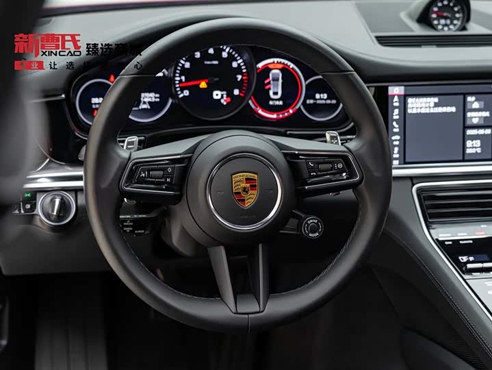 Фото 14 - Porsche Panamera