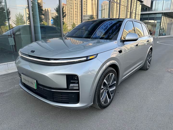 Фото 1 - LiXiang L7