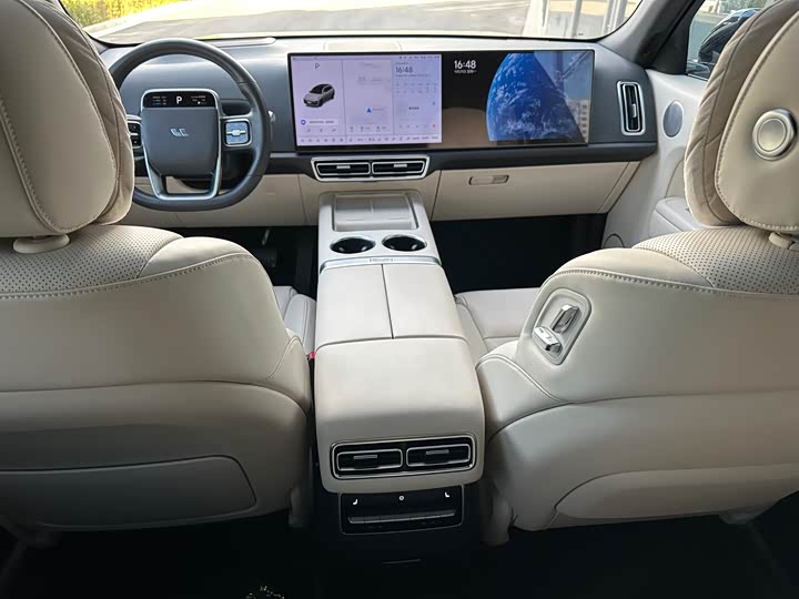 Фото 8 - LiXiang L7