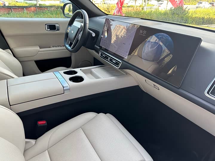 Фото 9 - LiXiang L7