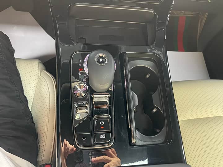 Фото 14 - GAC Trumpchi M8