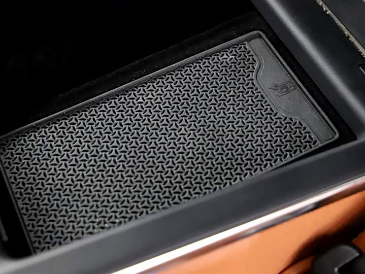 Фото 20 - Mercedes-Benz S-Class