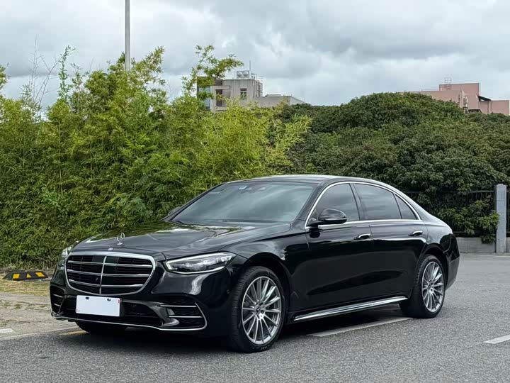 Фото 21 - Mercedes-Benz S-Class