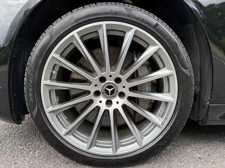 Фото 40 - Mercedes-Benz S-Class