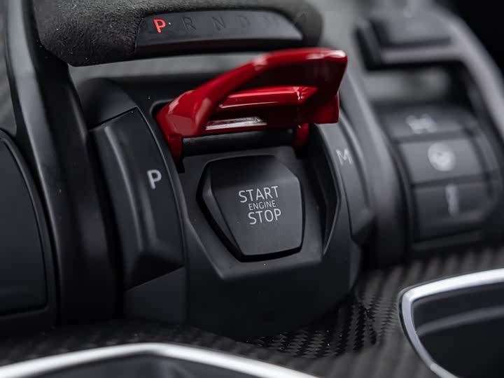 Фото 20 - Lamborghini Urus