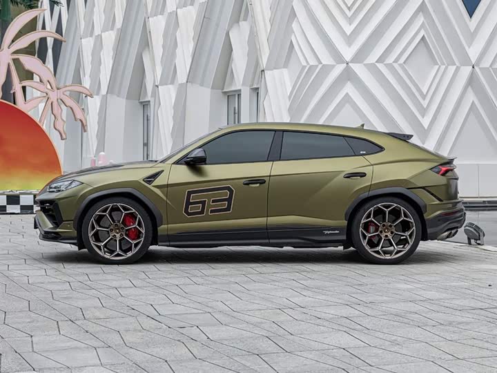 Фото 7 - Lamborghini Urus