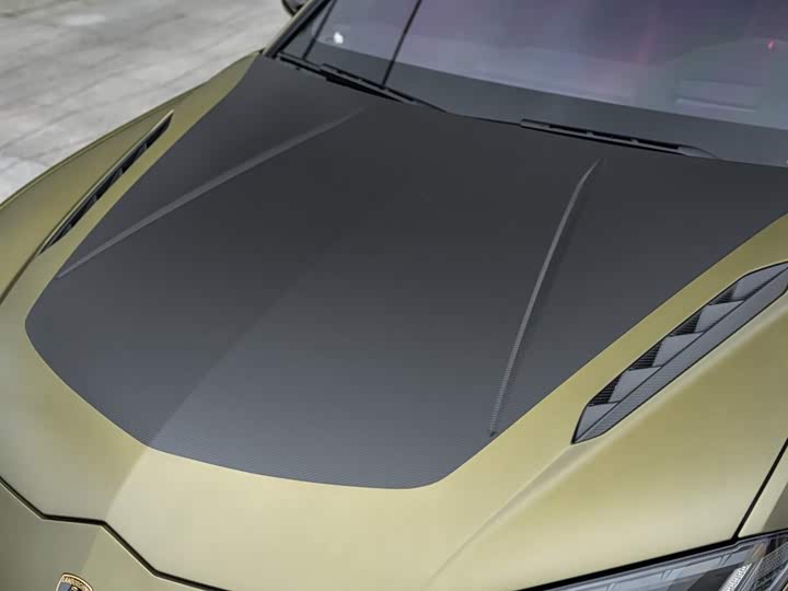 Фото 9 - Lamborghini Urus