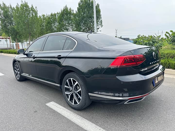 Фото 4 - Volkswagen Magotan