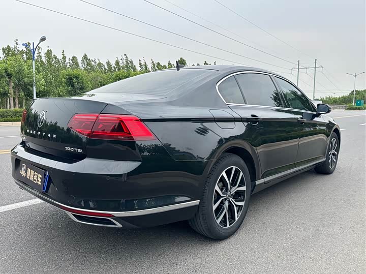 Фото 6 - Volkswagen Magotan