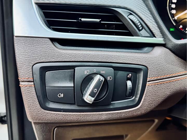 Фото 12 - BMW X2