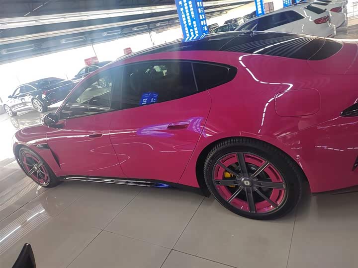 Фото 5 - Xiaomi SU7