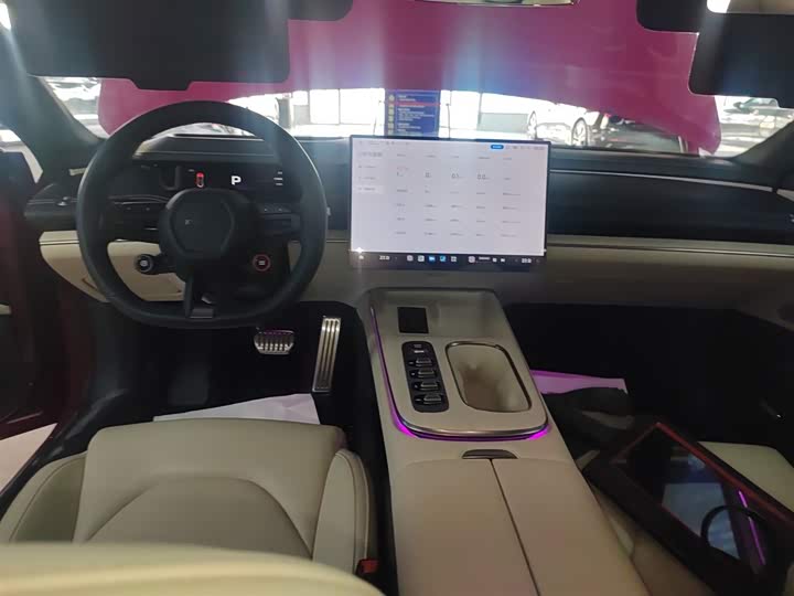 Фото 9 - Xiaomi SU7