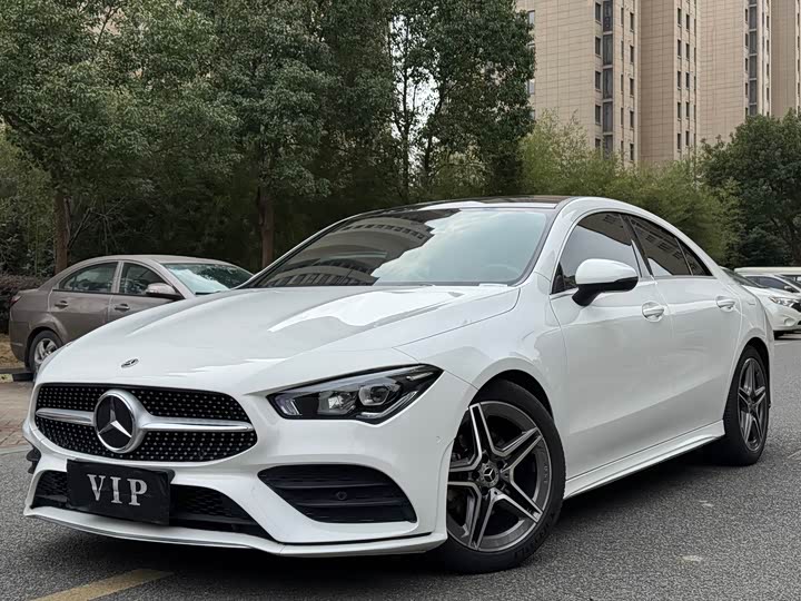 Фото 1 - Mercedes-Benz CLA-Class