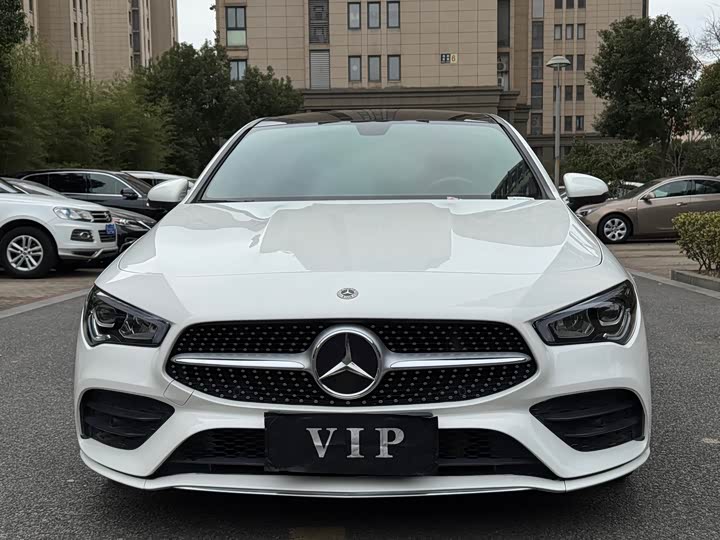 Фото 2 - Mercedes-Benz CLA-Class
