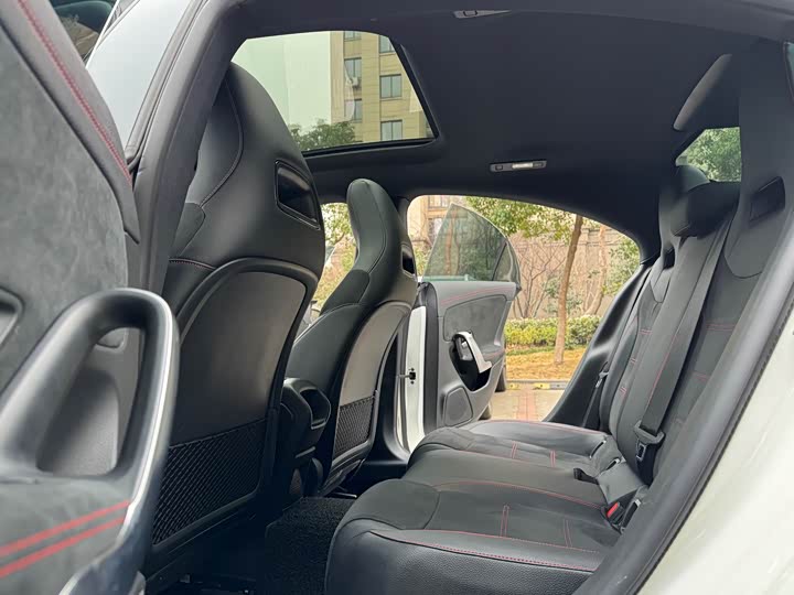 Фото 9 - Mercedes-Benz CLA-Class