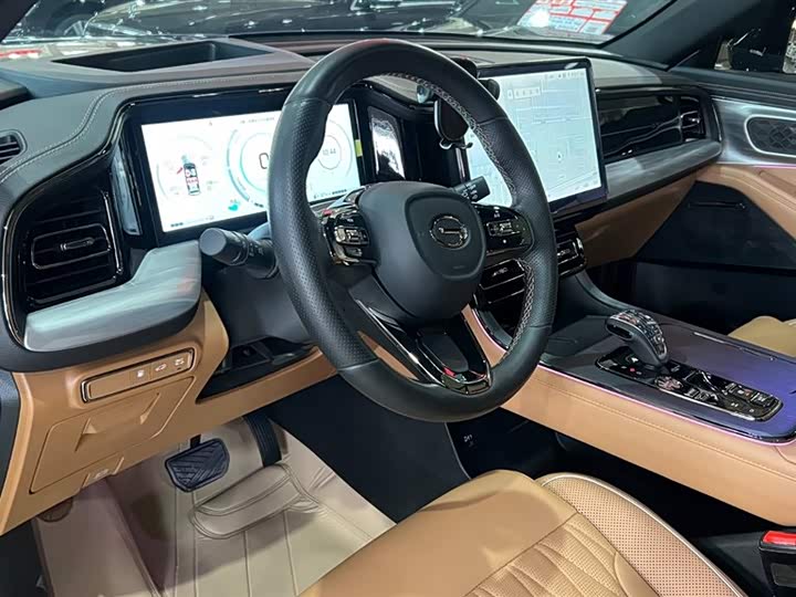 Фото 11 - GAC Trumpchi GS8