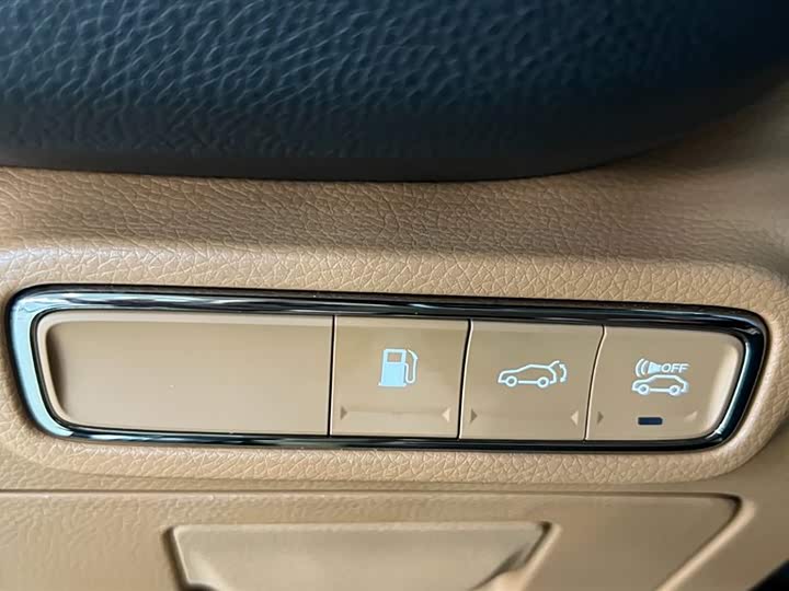 Фото 19 - GAC Trumpchi GS8