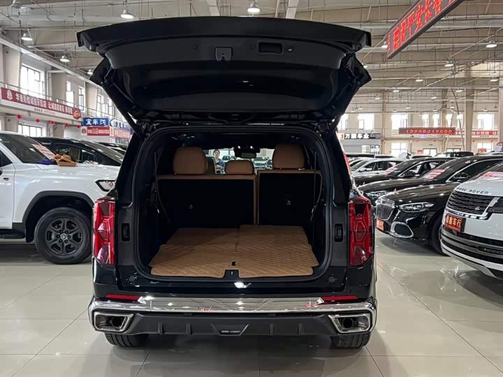 Фото 21 - GAC Trumpchi GS8