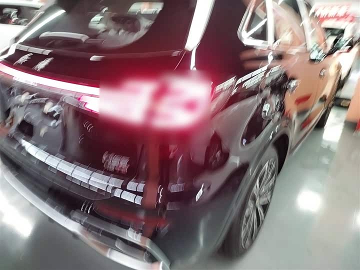 Фото 8 - Hongqi HS5