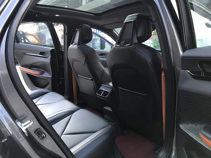 Фото 18 - Changan UNI-V