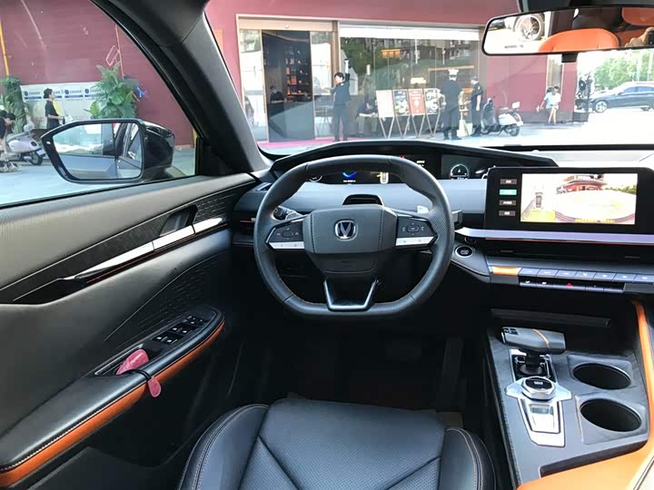 Фото 19 - Changan UNI-V