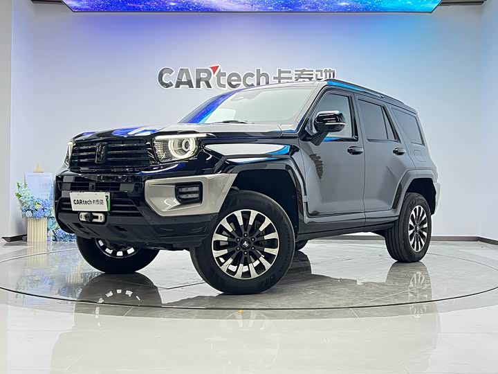 Фото 1 - Tank 700 Hybrid