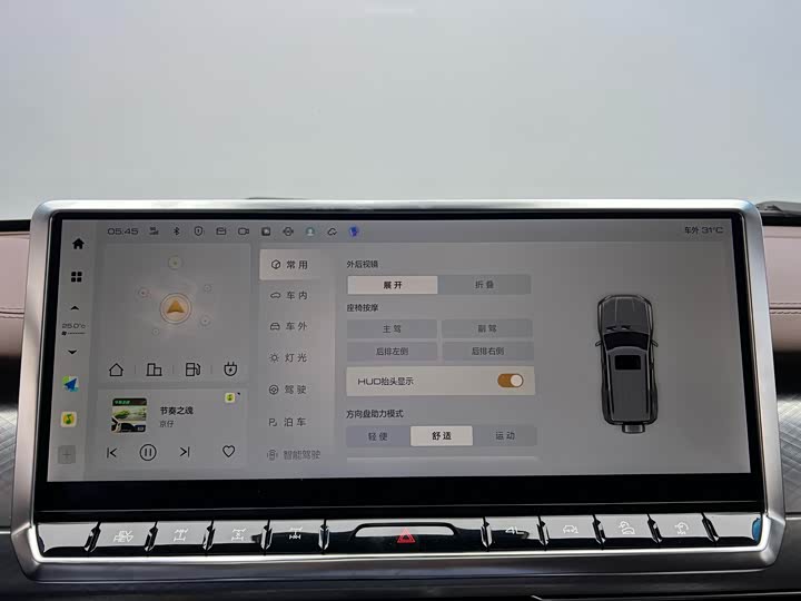 Фото 12 - Tank 700 Hybrid