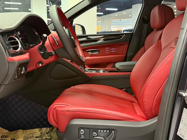 Фото 4 - Bentley Bentayga